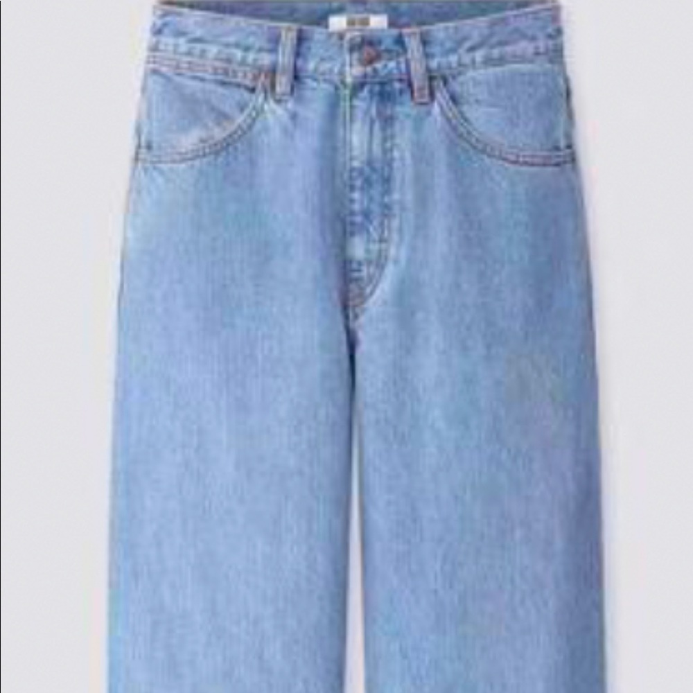 Uniqlo women wide fit curved jeans